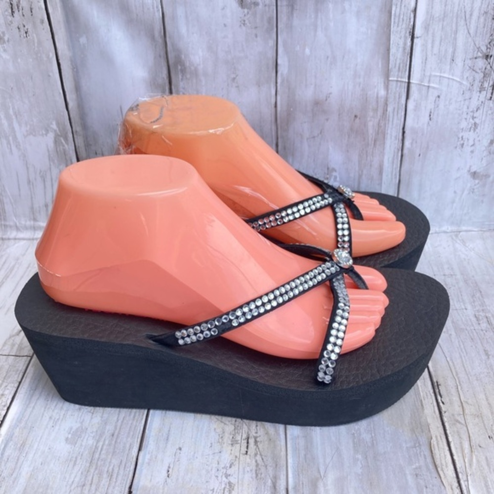 Skechers yoga foam sandals 10